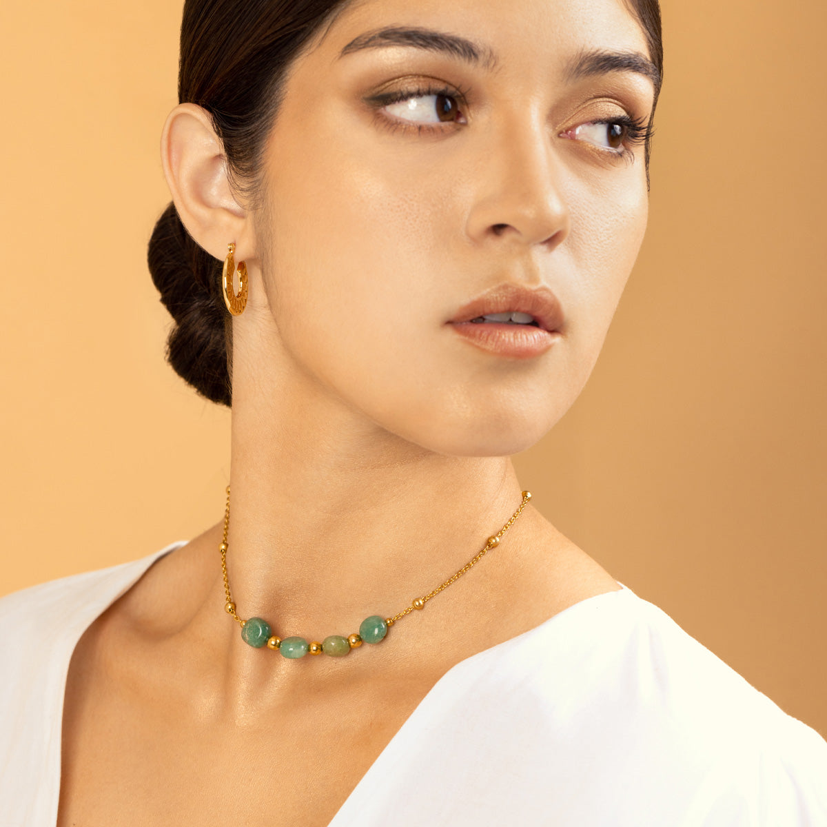COLLAR JADE