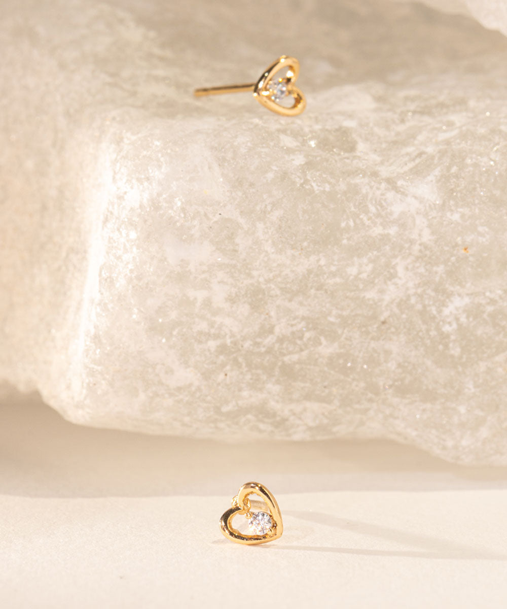 Aretes Corazón Mini Rosé | acero inoxidable | baño de oro rosa 18k | Mellany Joyas